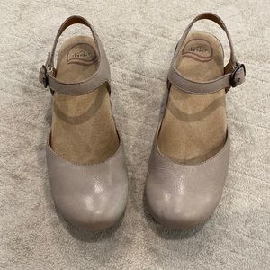 Dansko Woman’s Shoes size 38